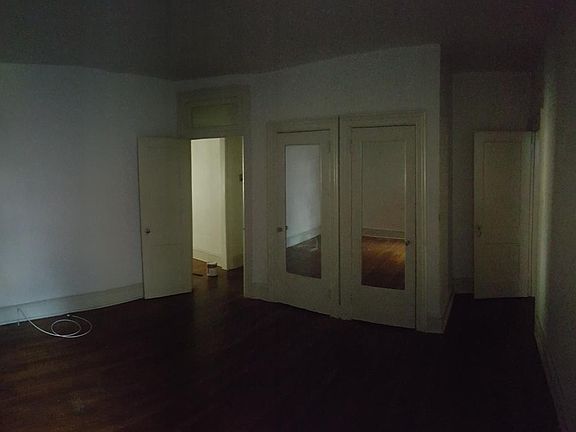 3rd image of 5238 Schuyler St #B
