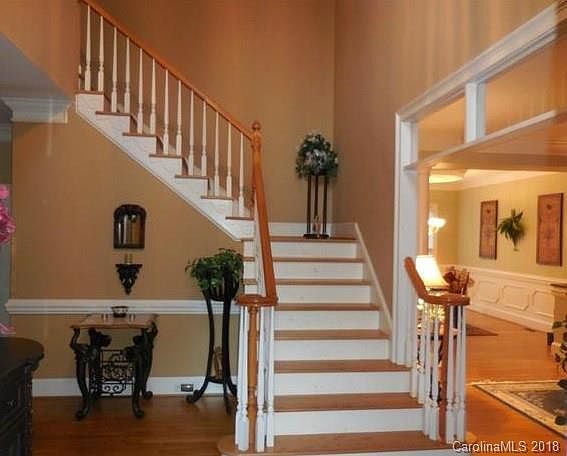 2nd image of 9206 Sanger Ct