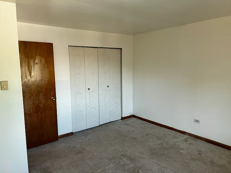 17760 Rosewood Dr #6 — Photo 7