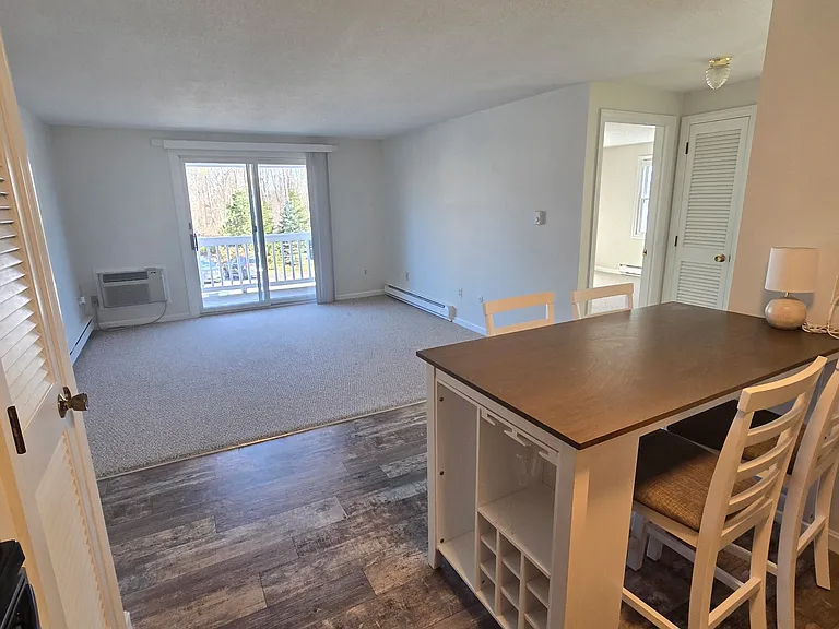 1155 Islington St #12 — Photo 3