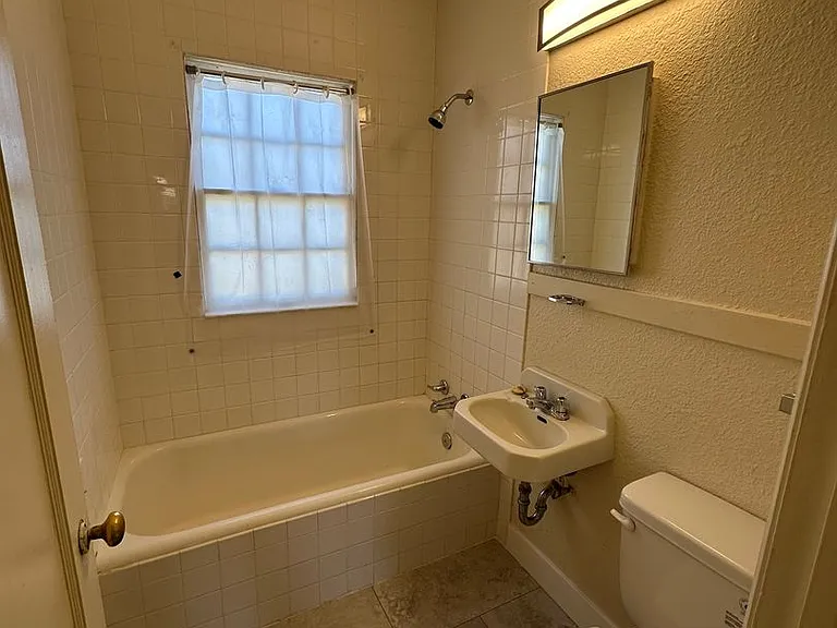 1705 Hugur Ave — Photo 7