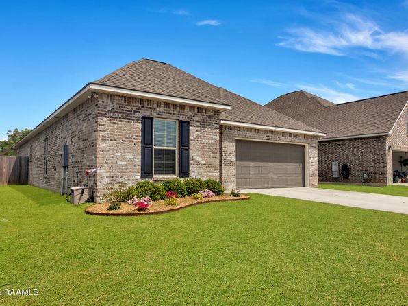 113 Spider Lily Ln, Lafayette, LA 70508