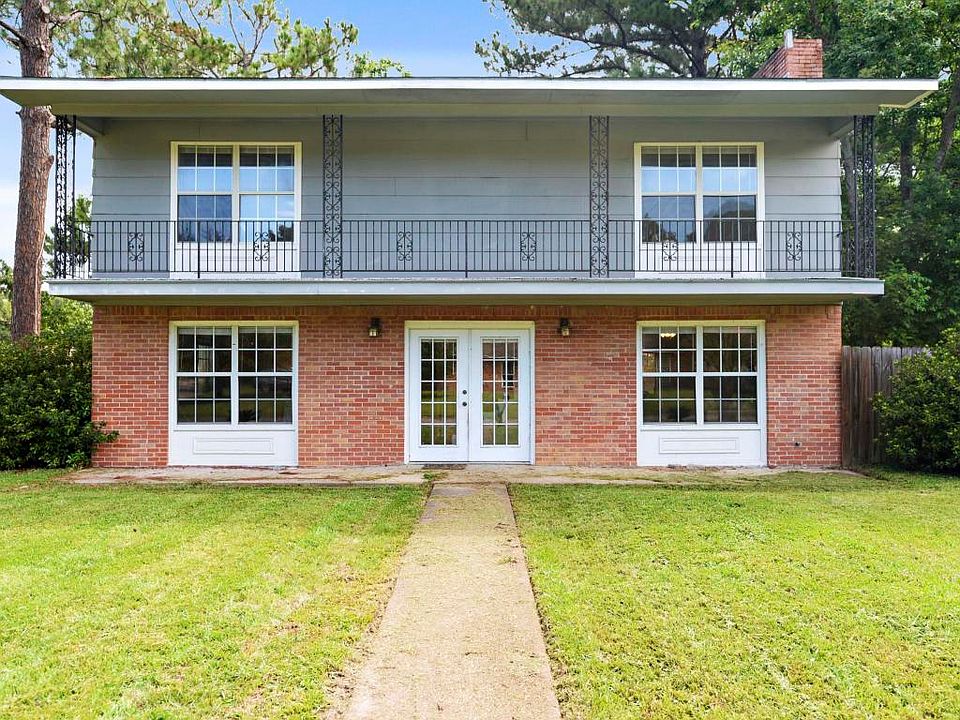 1st image of 4036 Hillandale Dr