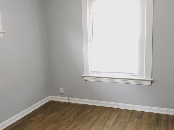 4th image of 11501 Lardet Ave
