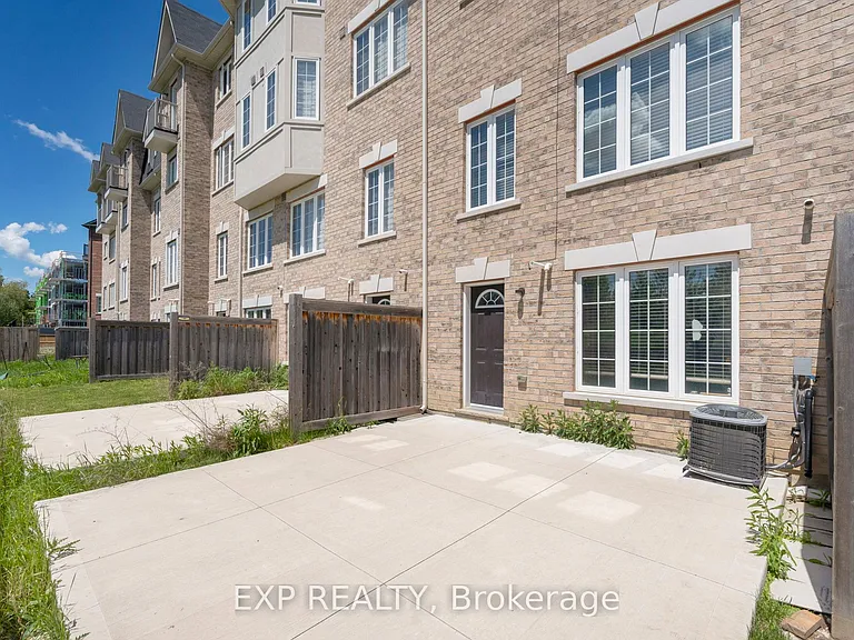 38 Miami Grv — Photo 21