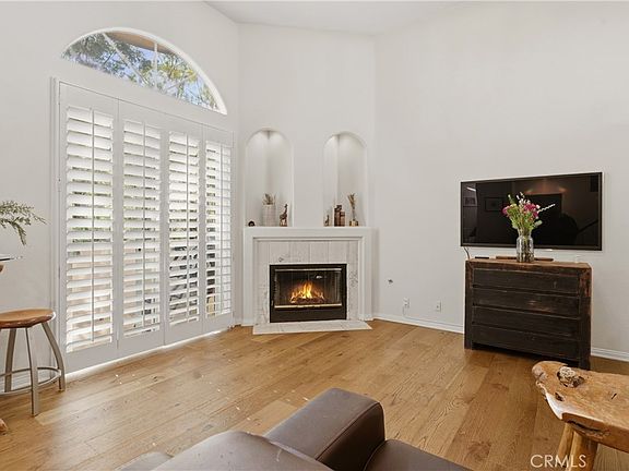 3rd image of 5340 Las Virgenes Rd APT 11