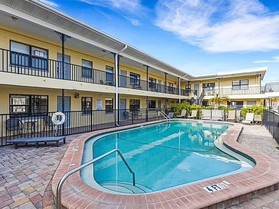 5th image of 16333 Gulf Blvd #215