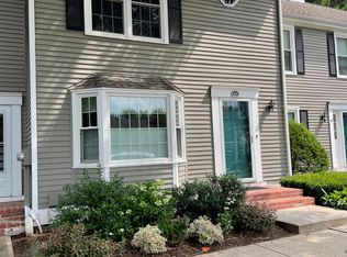 207 Georgetown Dr, Glastonbury, CT 06033