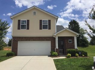 2216 Waverly Dell Dr, Winston Salem, NC 27127