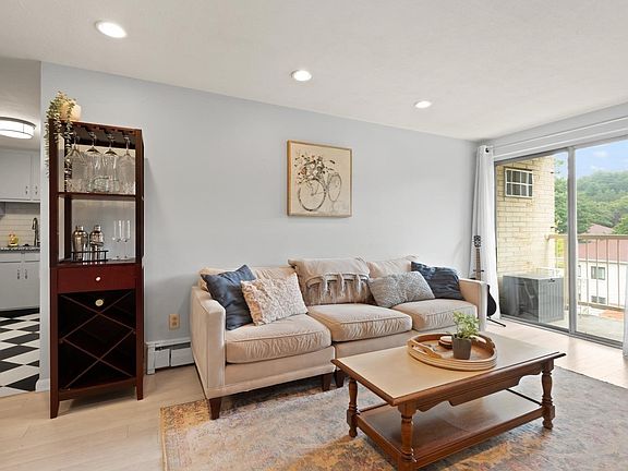 4th image of 200 Park Terrace Dr APT 255