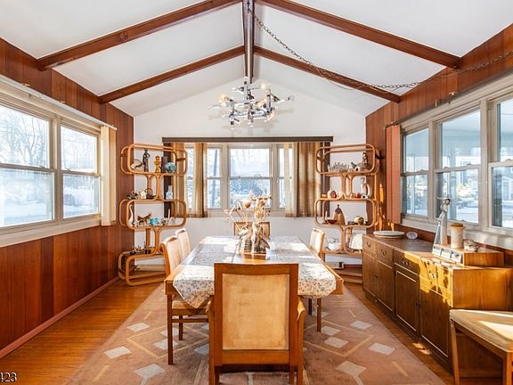 4th image of 272 Old Tote Rd