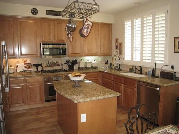 3rd image of 4669 Torrey Pines Dr