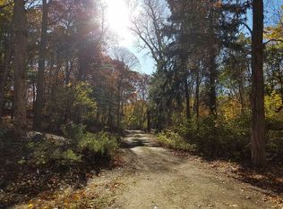 299 S Country Rd, Brookhaven, NY 11719