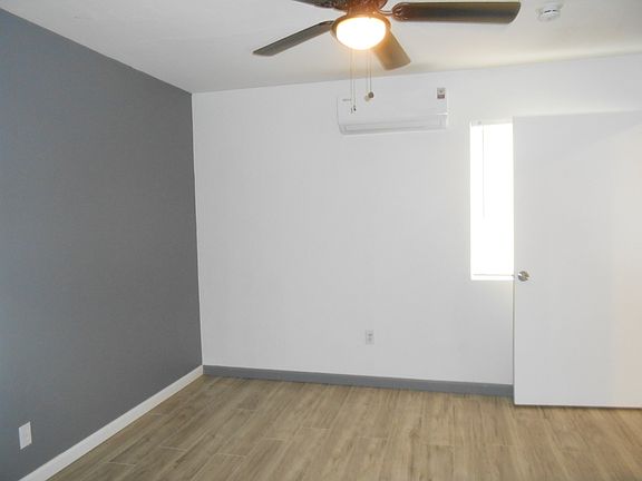 4th image of 1017 S Westerly Rd