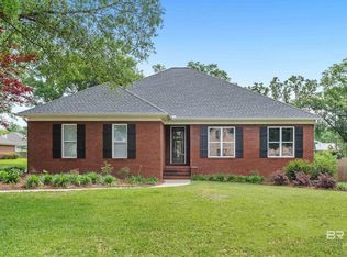 203 Lake Ridge Dr, Fairhope, AL 36532
