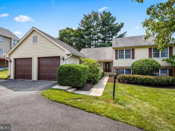4 Huntress Ct, Lutherville Timonium, MD 21093