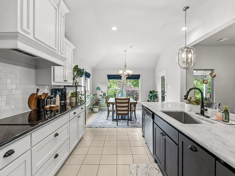 3828 Pine Valley Ln — Photo 24