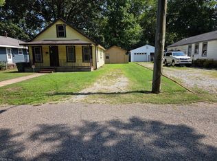 21 Parker Ave, Newport News, VA 23606