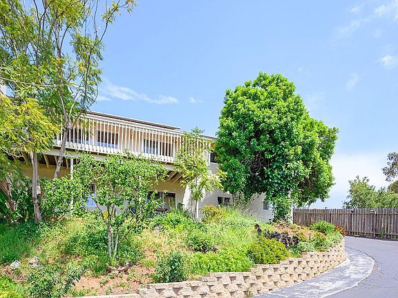 4th image of 9270 Camino Paz Ln