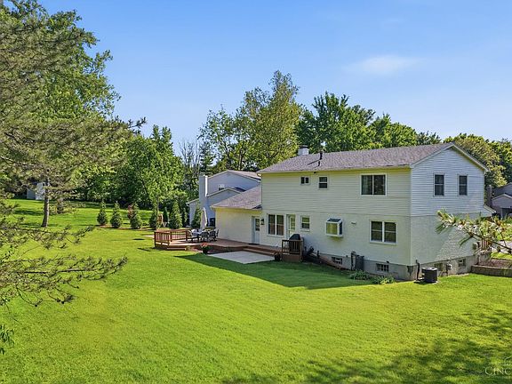3rd image of 9870 Belleford Ct