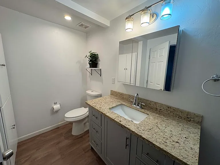 3402 E Kleindale Rd #2 — Photo 11