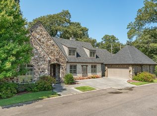 919 Toscana Park Ct, Memphis, TN 38117