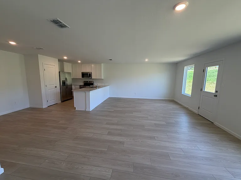 357 Artemis St — Photo 42