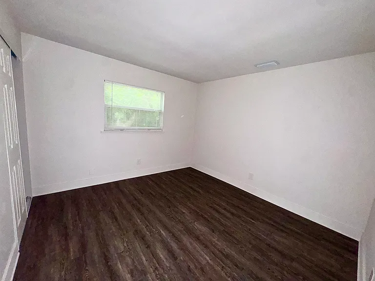 15117 Willow Way — Photo 7