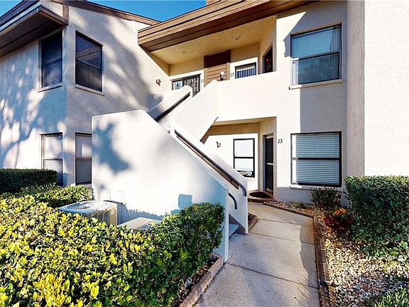 3rd image of 2816 Countrybrook Dr APT 13