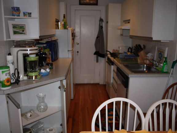 Eat in Kitchen