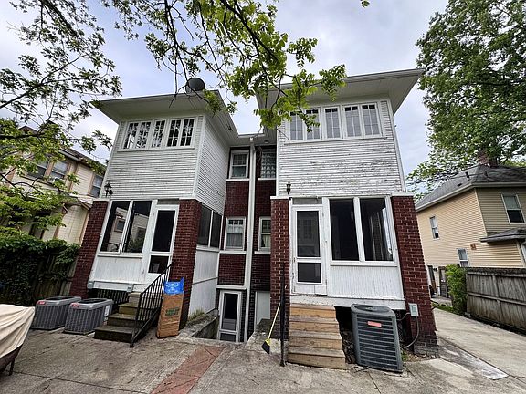 2nd image of 148-150 Clinton Heights Ave #148-150