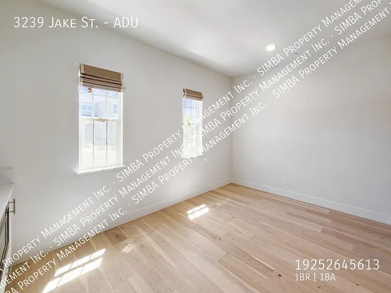 3239 Jake St — Photo 16