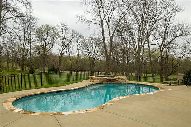 1st image of 9308 McArthur Ct