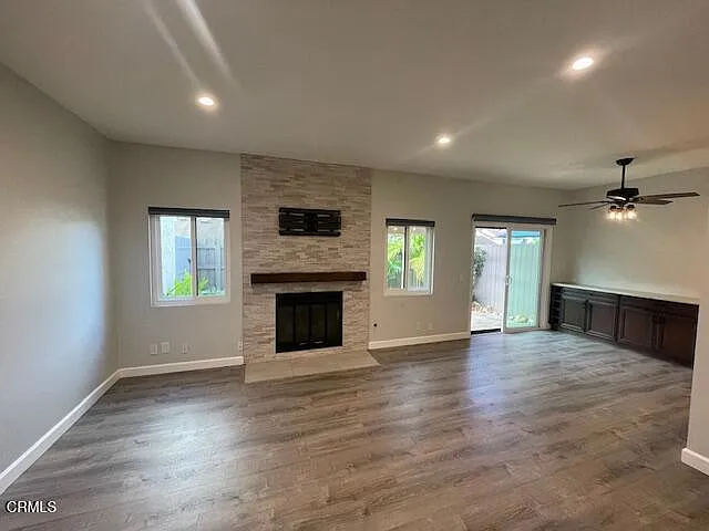 3 bed, 2.5 bath, 1264 sqft, $3,750 — Photo 2