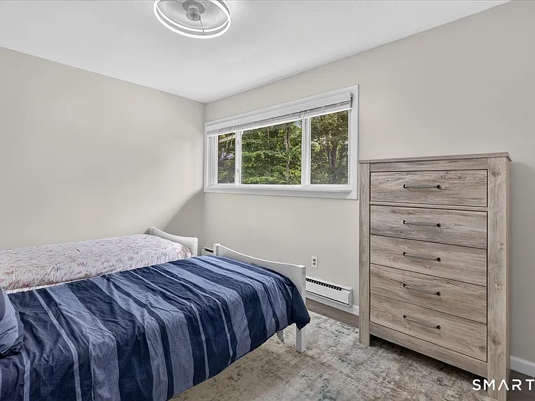 1141 Waterbury Rd — Photo 18