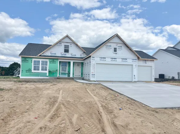 7070 Kettle Dale Ave SE, Alto, MI 49302