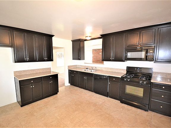 4th image of 27826 Saturn St