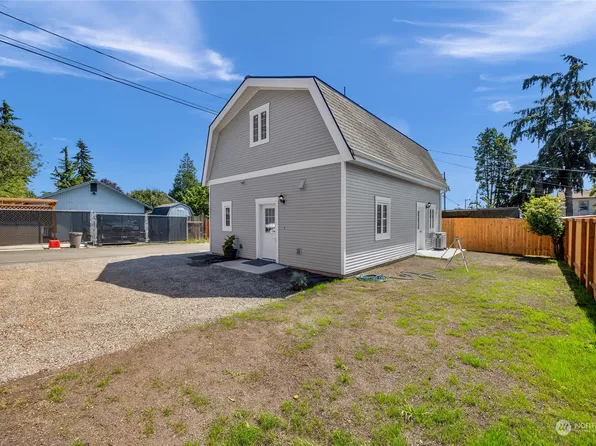 2405 State Street #B, Everett, WA 98201