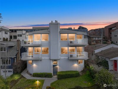 2348 Yale Avenue E UNIT 302, Seattle, WA, 98102