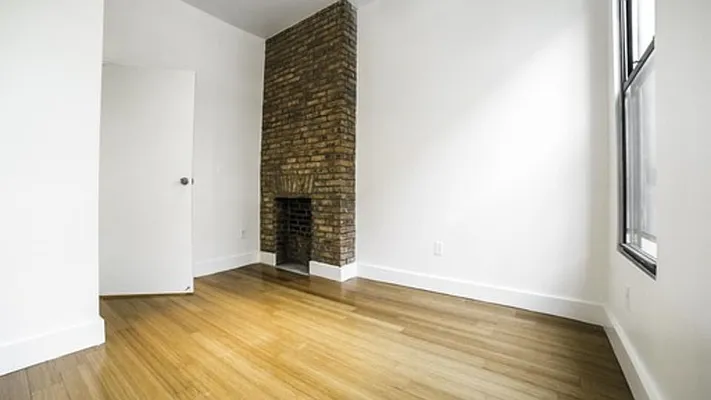 Rented by Nooklyn NYC LLC | media 13