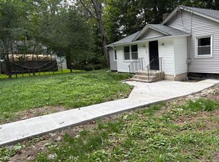 6 Hillcrest Trl, Monroe, NY 10950