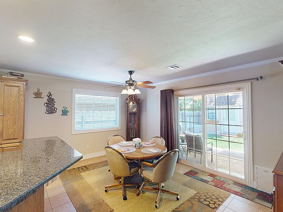 5th image of 2912 Brookhaven