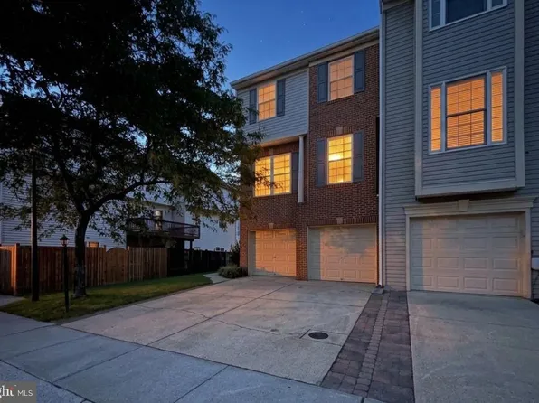 2111 Millhaven Dr #25111, Edgewater, MD 21037