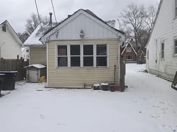 14889 Dacosta St, Detroit, MI 48223
