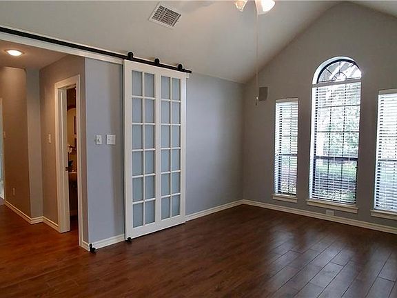 2nd image of 4432 Lost Creek Blvd
