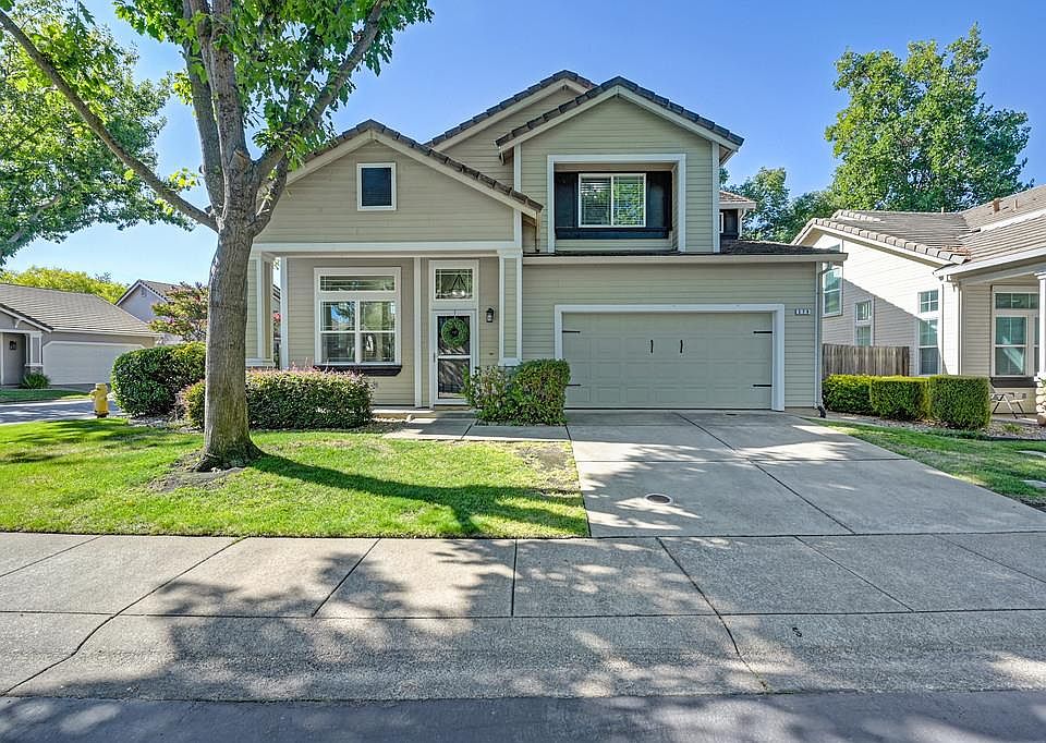 1st image of 378 Coventry Cir