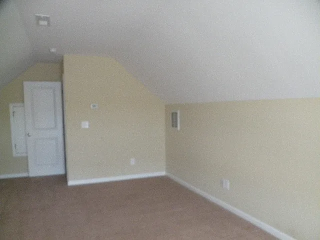 308 Lynden Ln — Photo 20