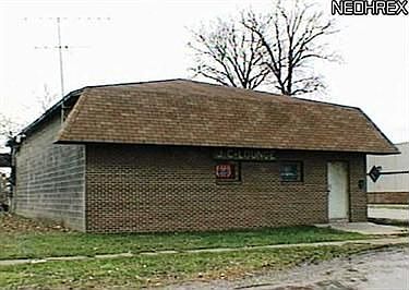 1st image of 2212 E 28th St