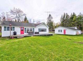 814 N West Gulliver Lake Rd, Gulliver, MI 49840