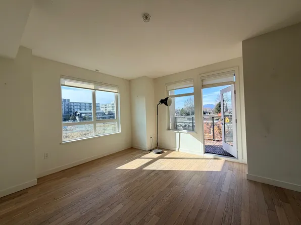 4033 May Dr #225, Richmond, BC V6X 0T3